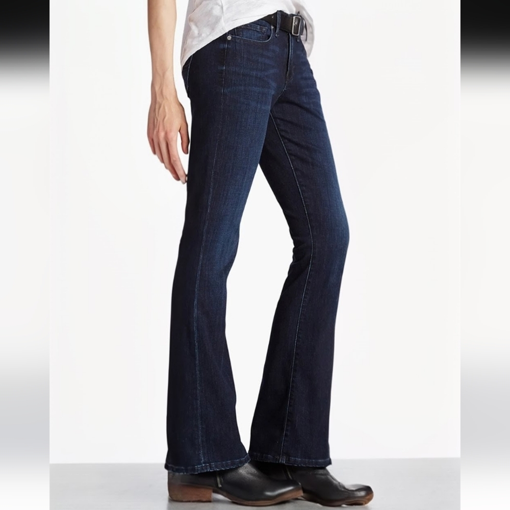 Lucky Brand Dark Blue Boot Cut Jeans NWT Size 31/12